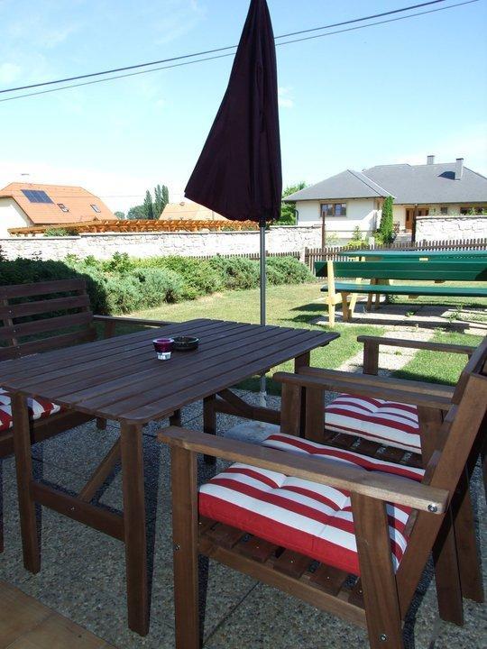 Huber Panzio Bed and Breakfast Fertőrákos Exteriör bild