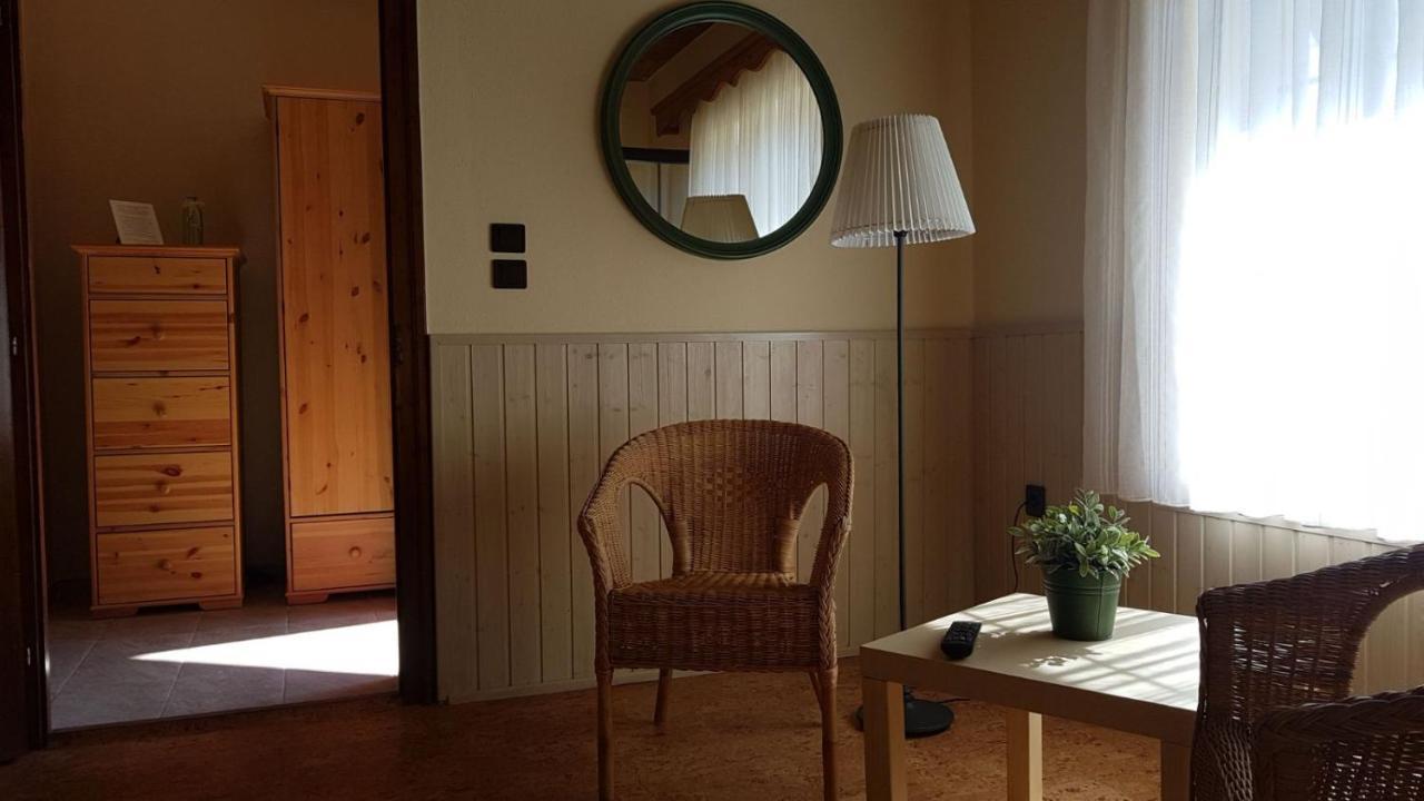 Huber Panzio Bed and Breakfast Fertőrákos Exteriör bild