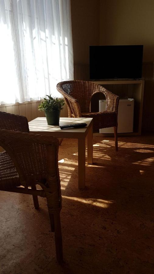 Huber Panzio Bed and Breakfast Fertőrákos Exteriör bild